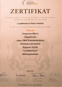 Read more about the article Landbäckerei Schmitt in Brotprüfung mehrfach mit “sehr gut” ausgezeichnet.
